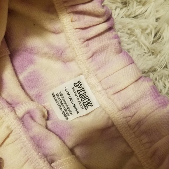 PINK Shorts - Picture 3 of 4